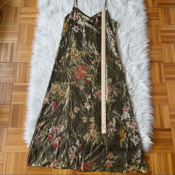 WARM silk metallic woven slip dress relax fit - Picture 6 of 16